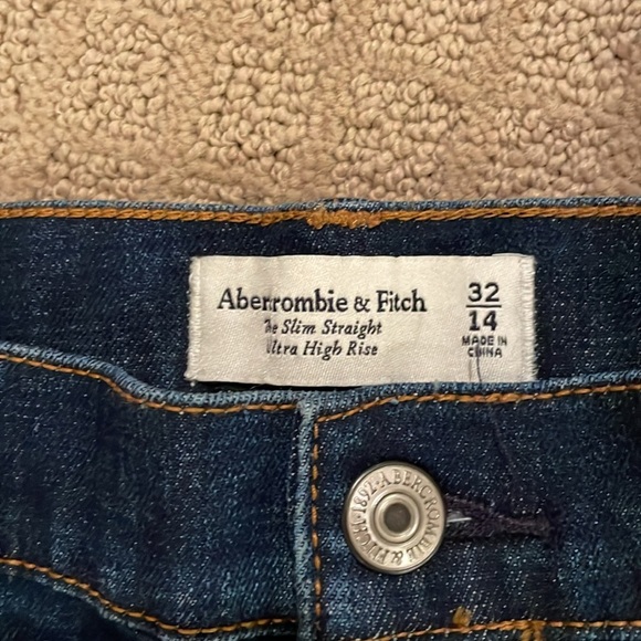 Abercrombie & Fitch ultra high rise jeans - Picture 3 of 5